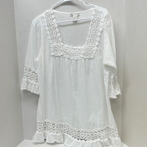 Cute option white boho shirt size extra large
